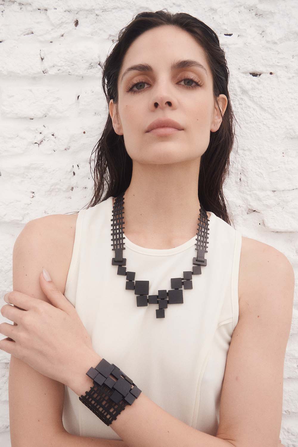 Collar Bauhaus Cuadrados - Negro