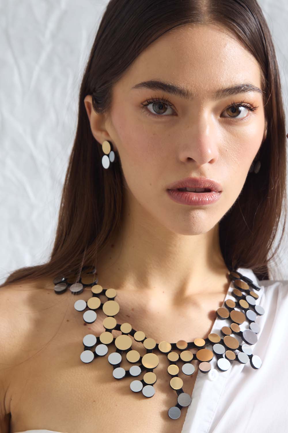 Collar Abstraction Bib - Plata/Oro