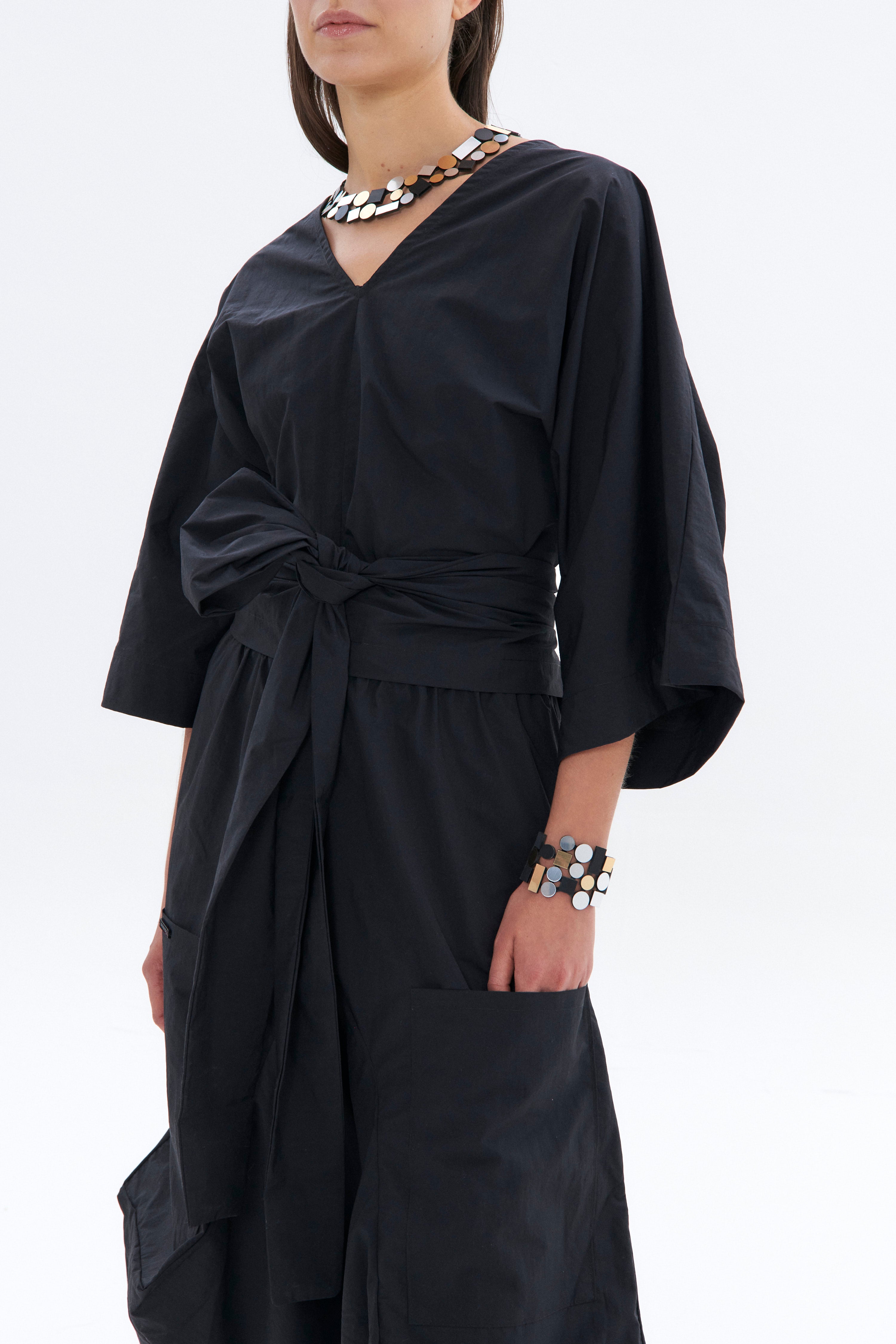 Iskin Sisters Blouse - Black