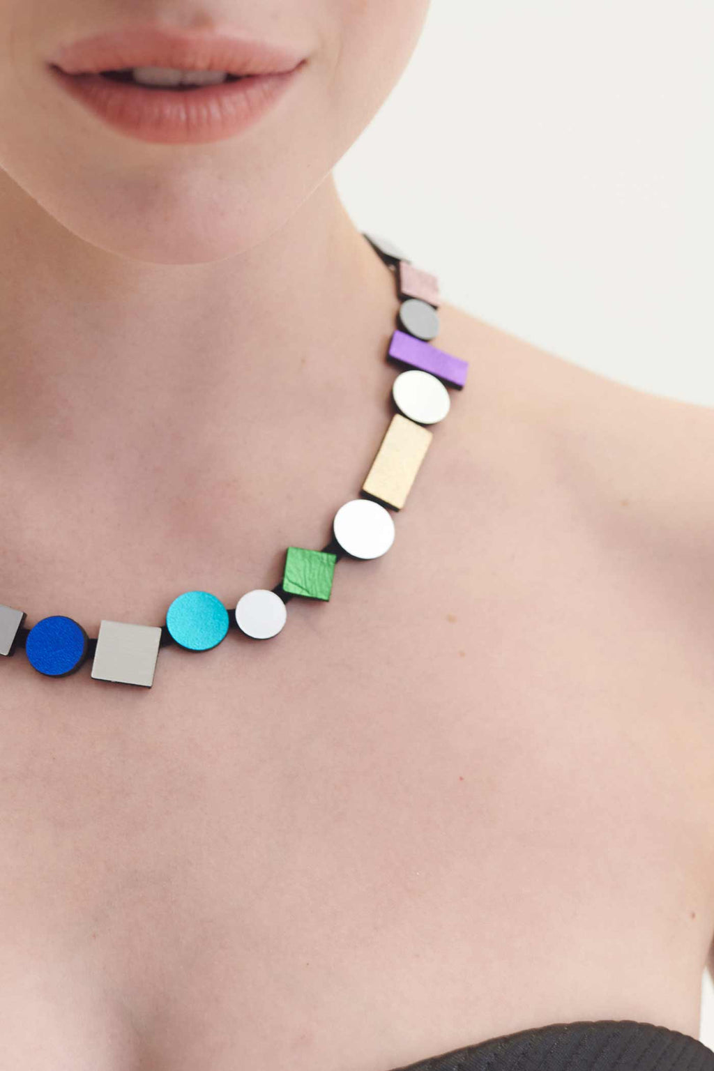 Collar Bauhaus Redondo - Arcoíris