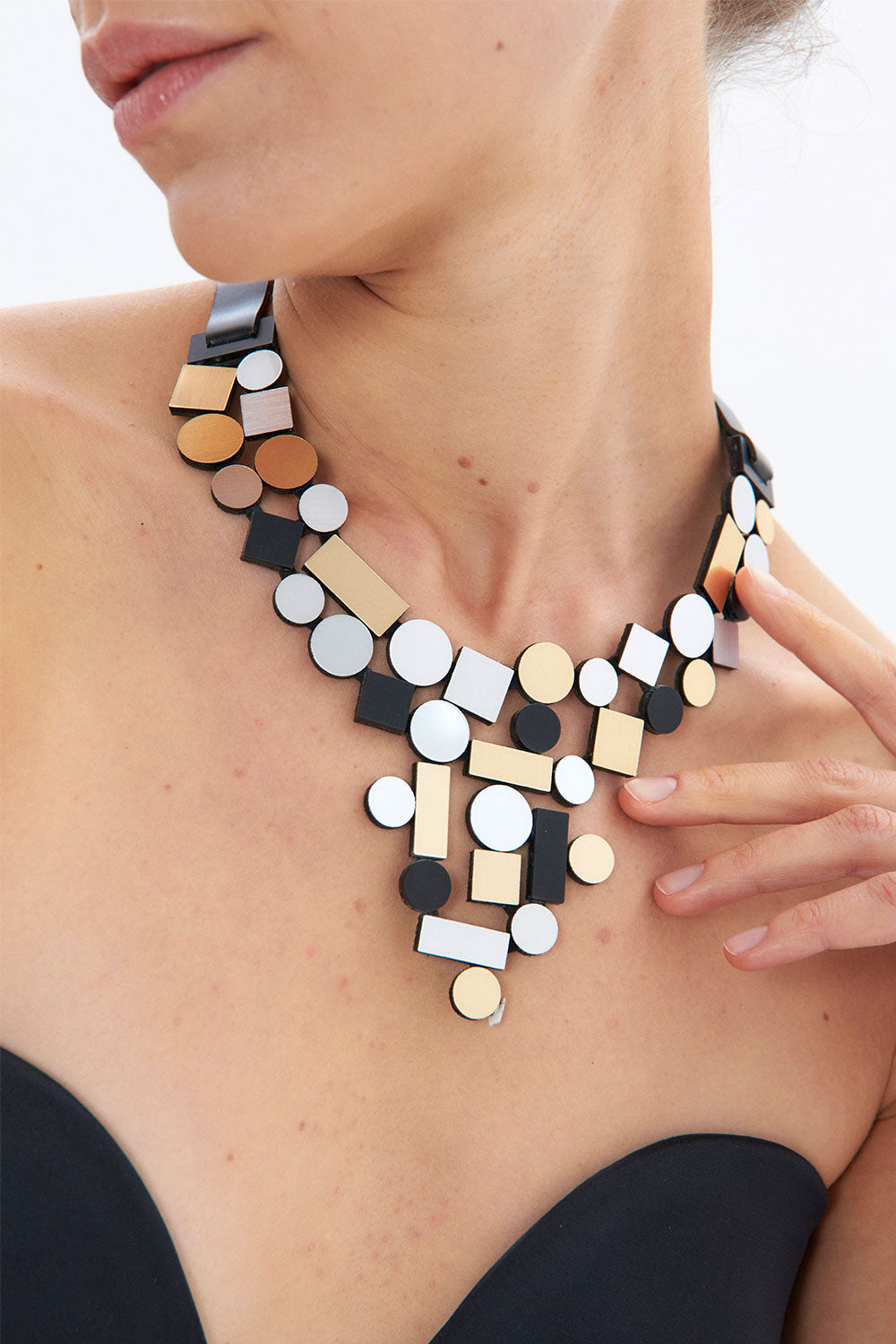 Collar Bauhaus V - Plata/Oro/Negro