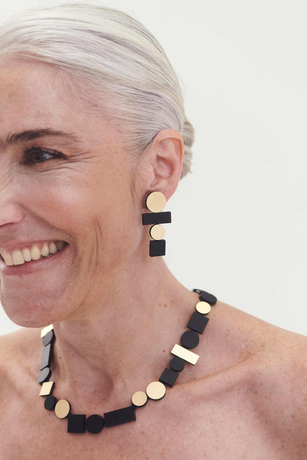 Pendientes Bauhaus Largos - Negro/Oro