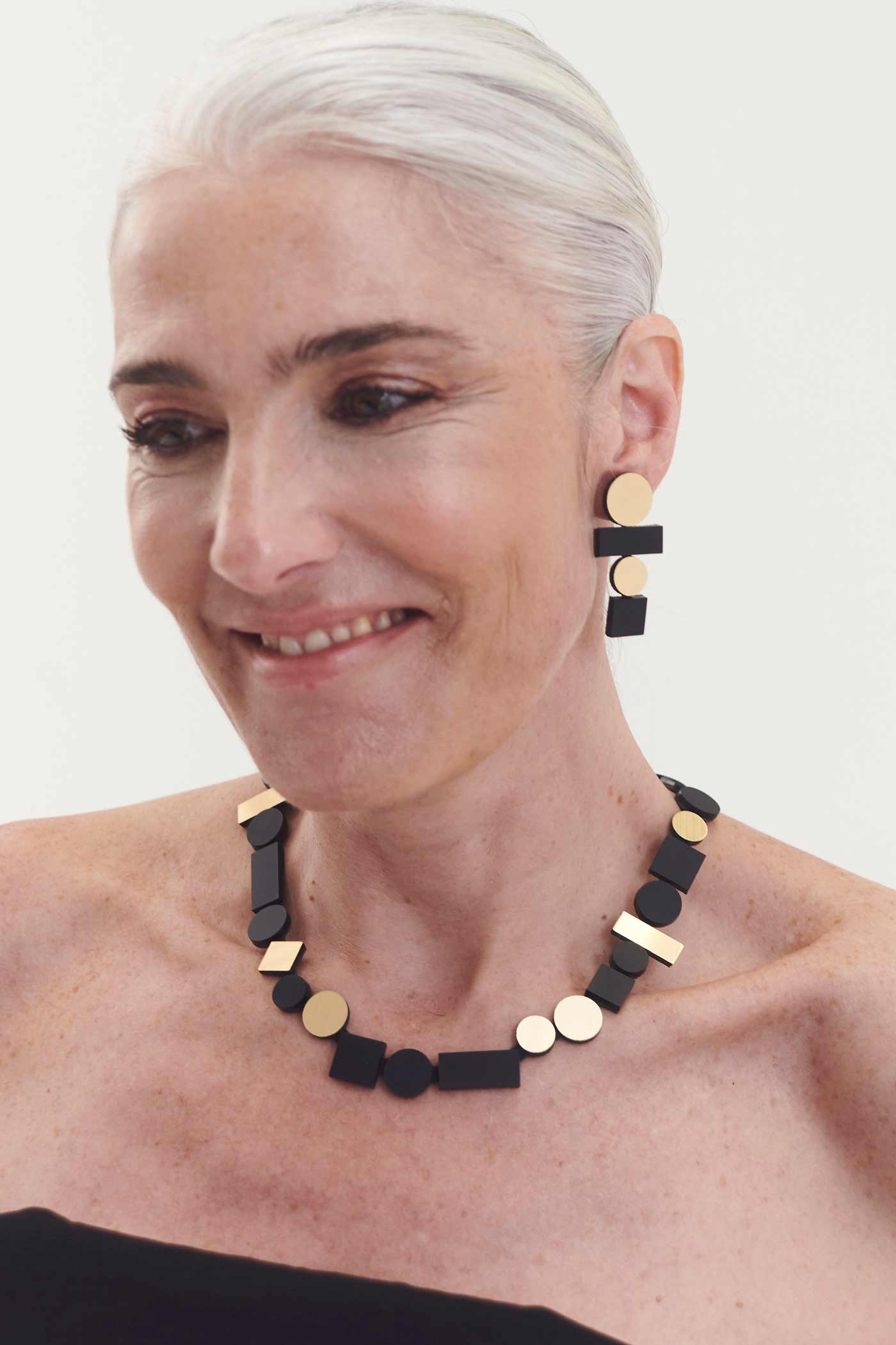 Pendientes Bauhaus Largos - Negro/Oro