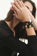 Brazalete Bauhaus Acrílico - Negro/Oro
