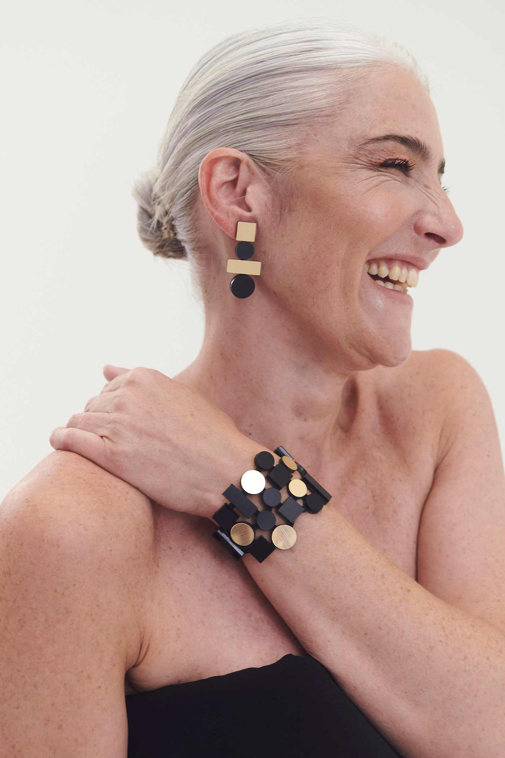 Pendientes Bauhaus Largos - Negro/Oro