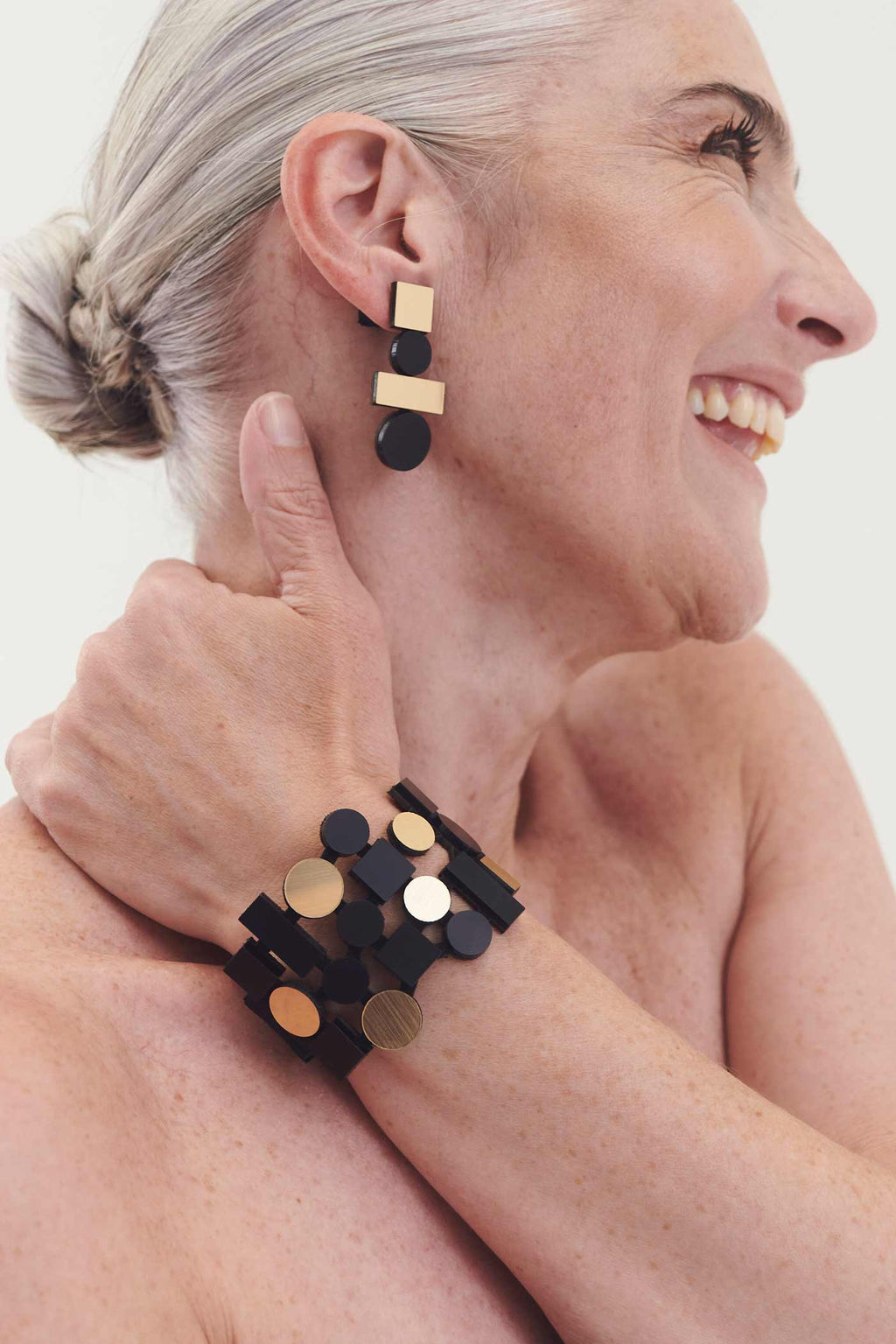 Pendientes Bauhaus Largos - Negro/Oro