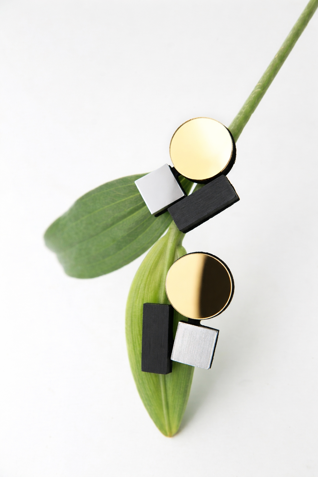 Pendientes Bauhaus Pequeños - Plata/Oro/Negro - Con Clip