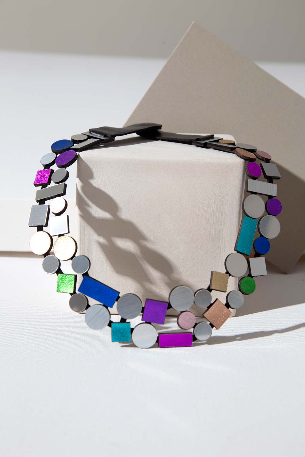 Collar Bauhaus Doble Capa - Plata/Arcoíris