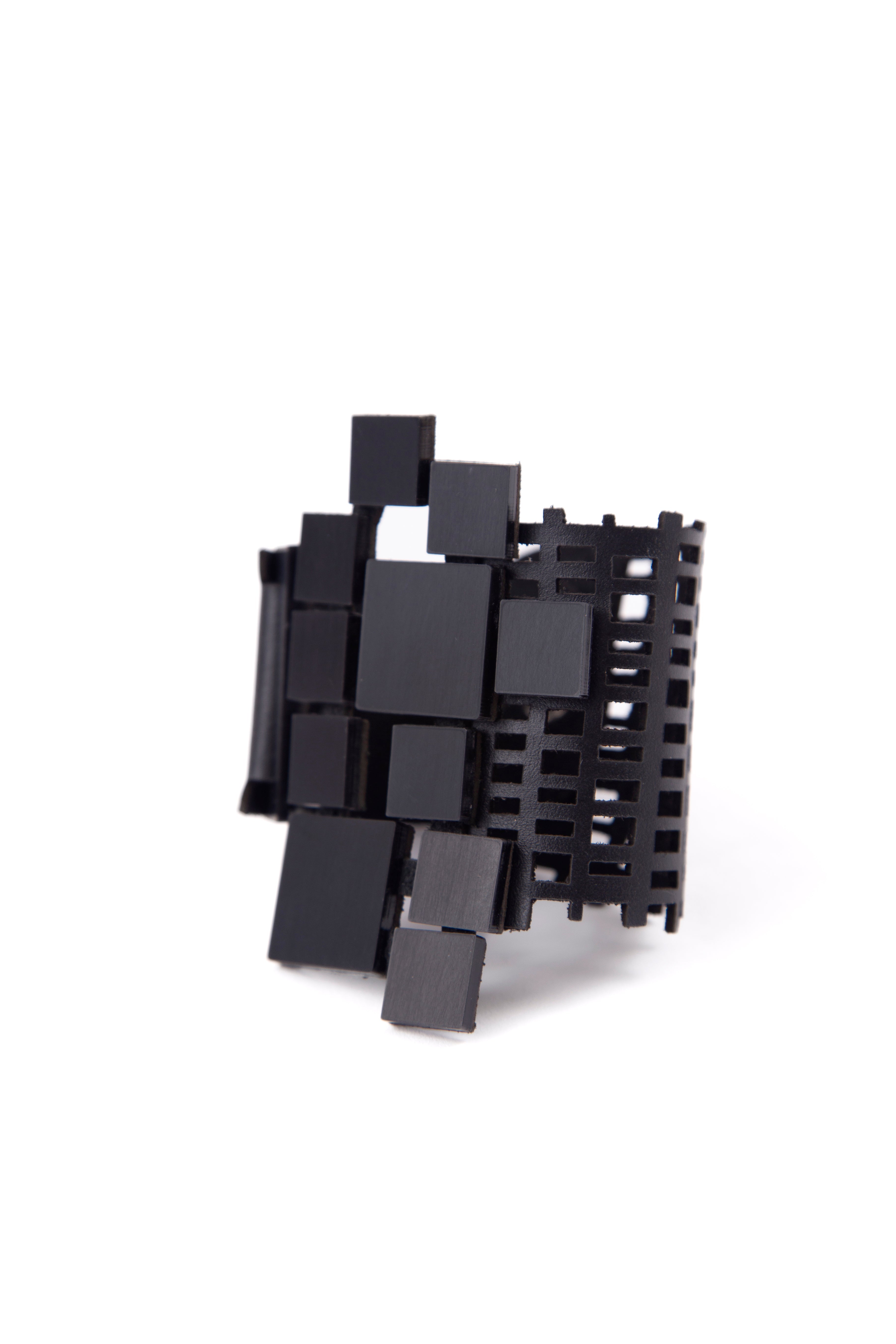 Brazalete Bauhaus Cuadrados - Negro