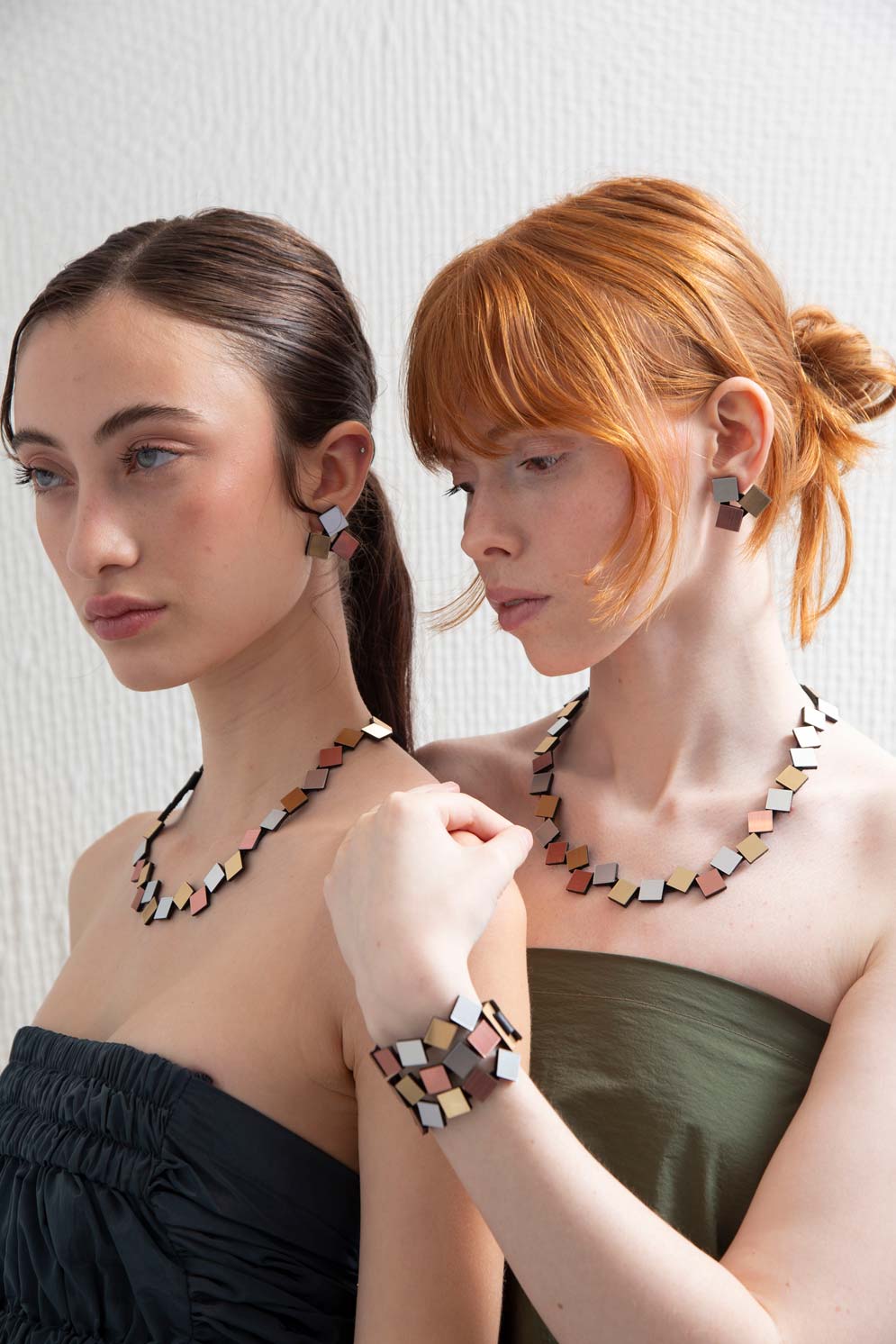 Collar Bauhaus Redondo - Plata/Oro/Cobre