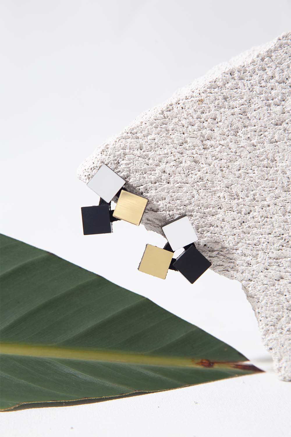 Pendientes Bauhaus 3 Cuadrados - Plata/Oro/Negro