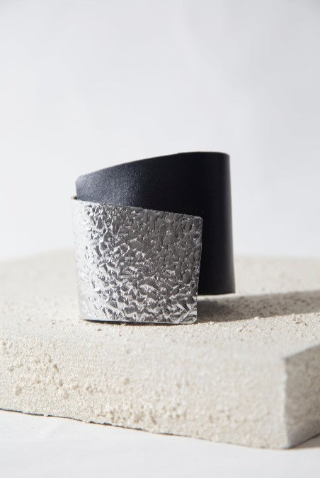 Brazalete Bauhaus Negro - Plata/Negro