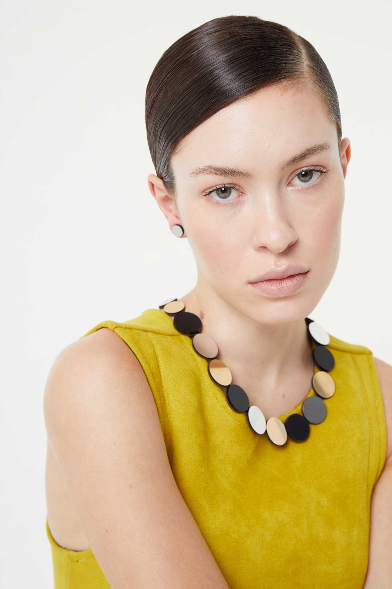 Collar Colors Círculo - Plata/Negro/Oro