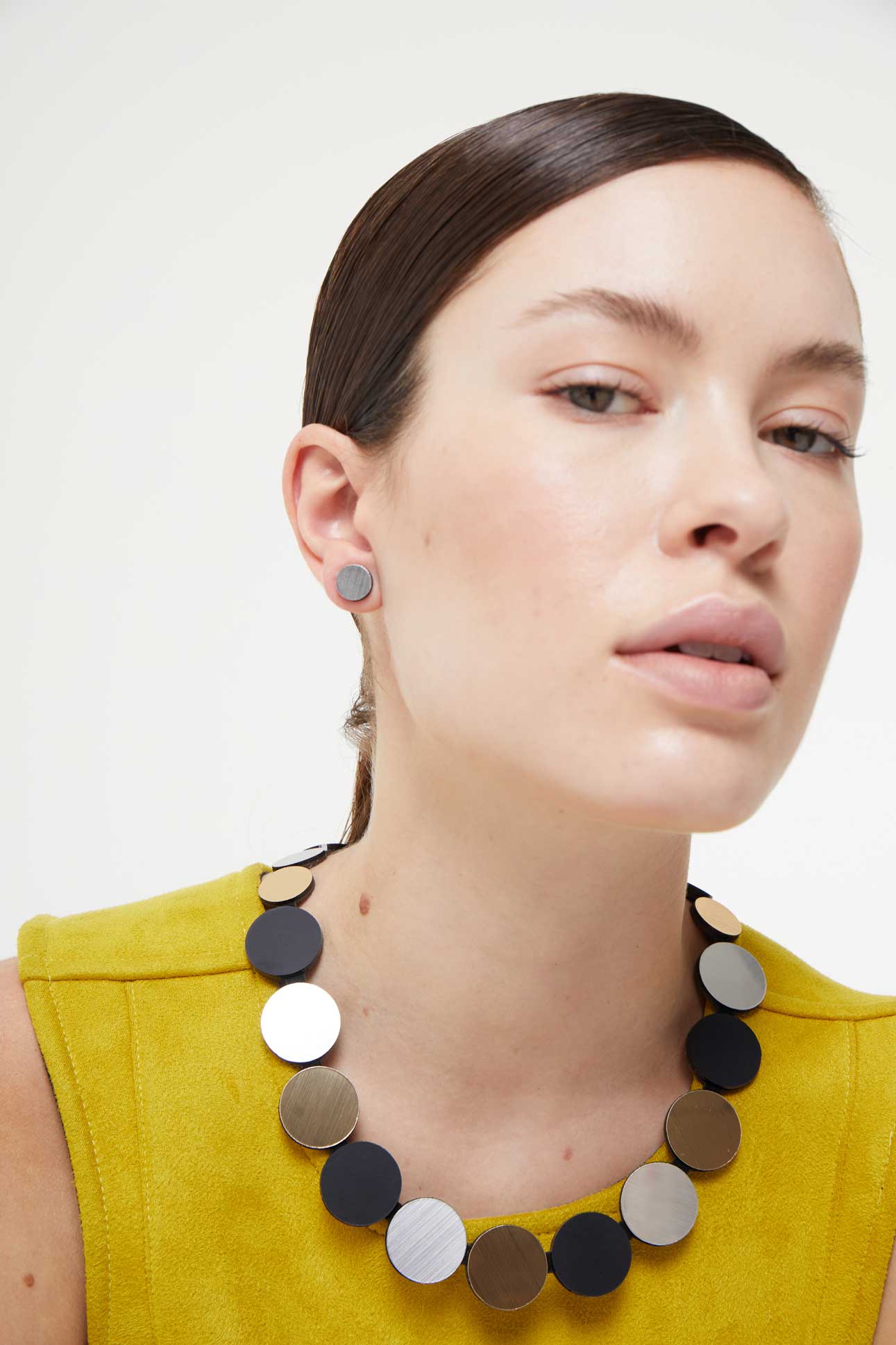 Collar Colors Círculo - Plata/Negro/Oro