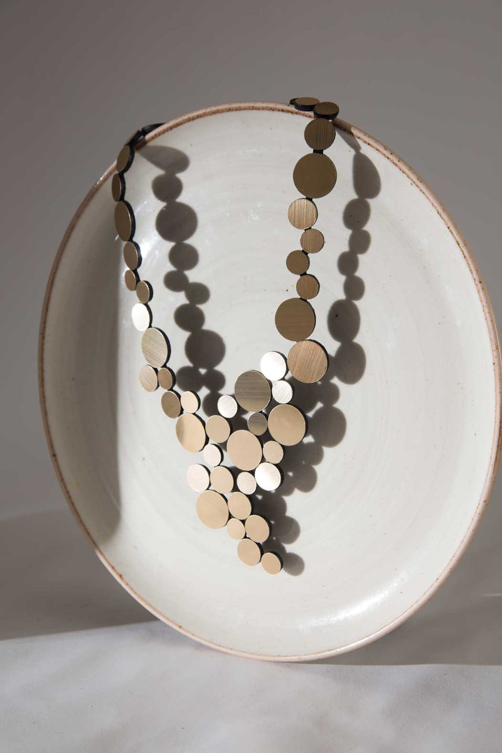 Collar Abstraction V - Oro