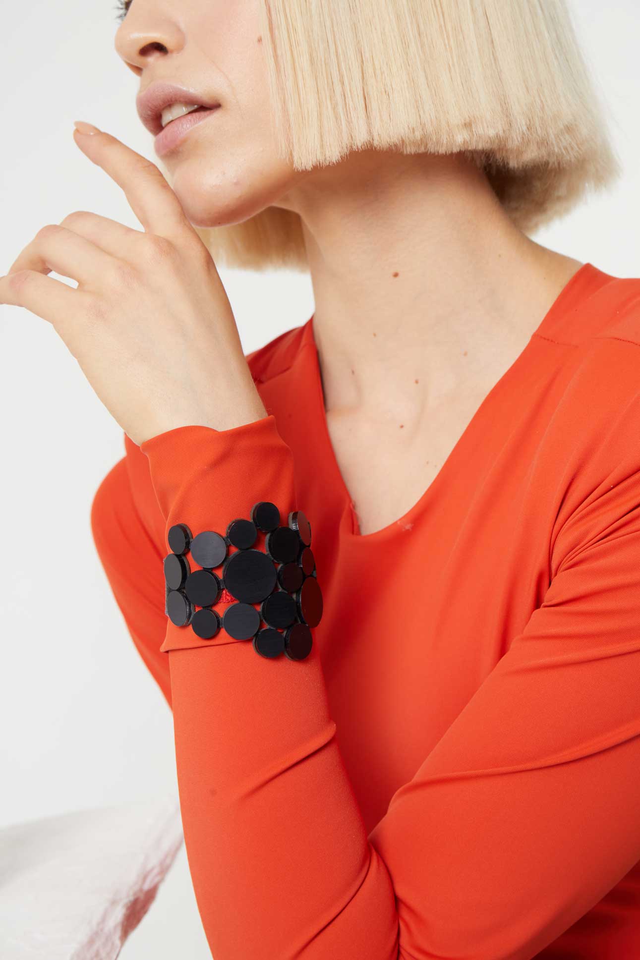 Brazalete Abstraction Asimétrico - Negro