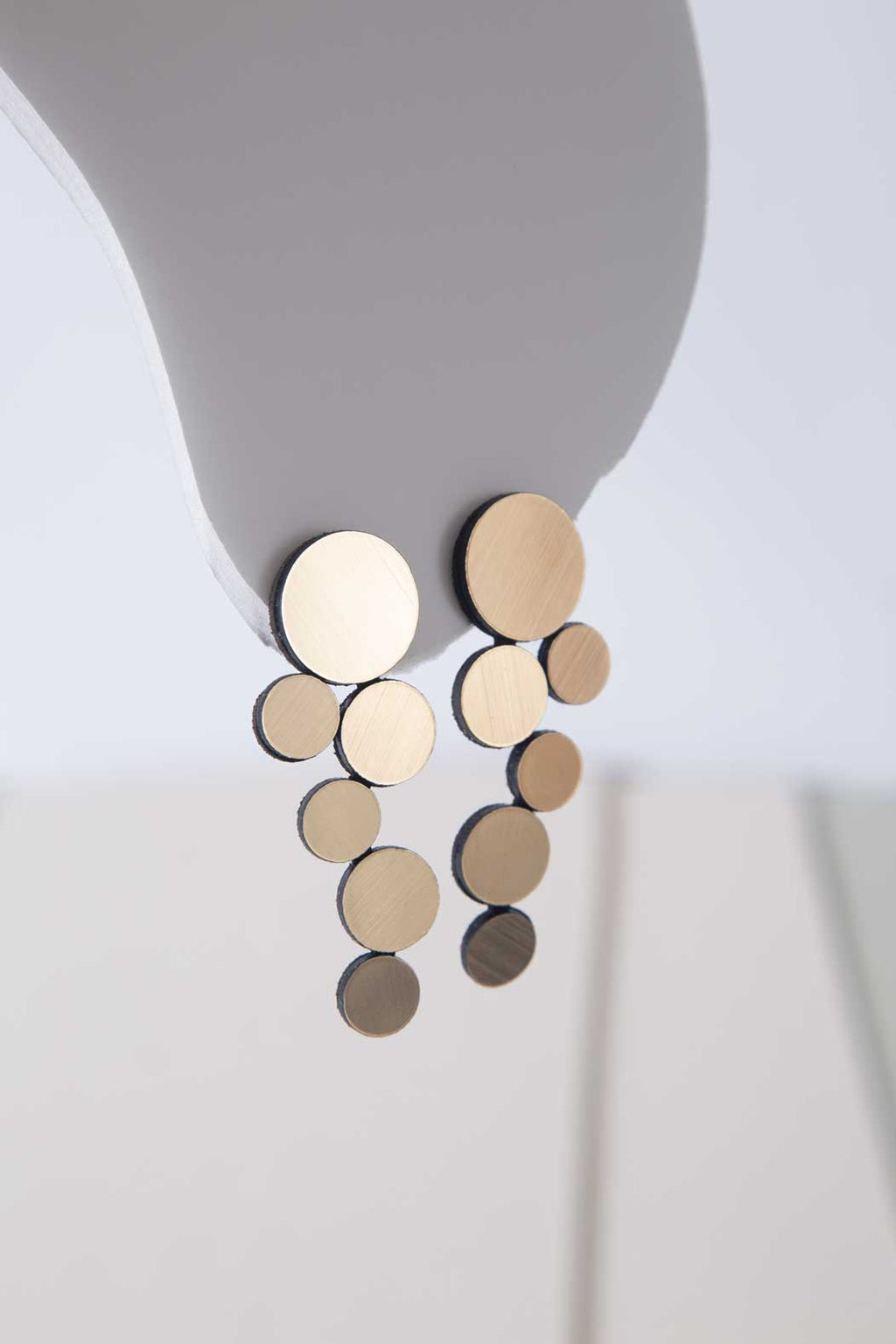 Pendientes Abstraction Largos - Oro - Con Clip
