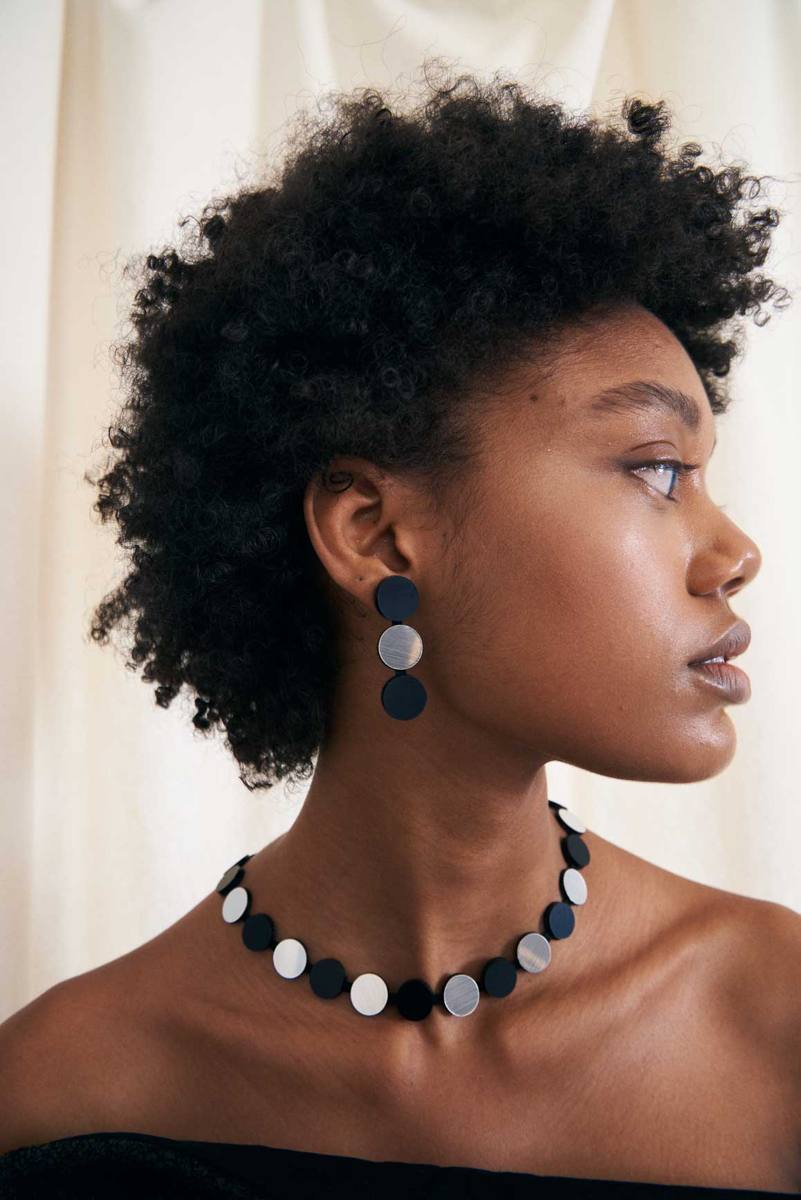 Pendientes Abstraction 3 Dots - Plata/Negro