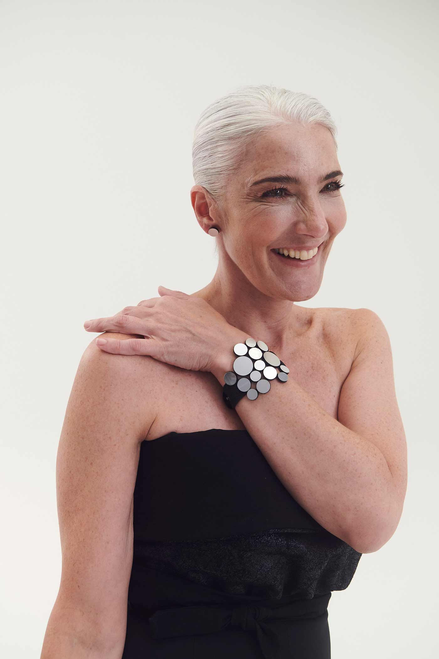 Brazalete Abstraction Asimétrico - Plata