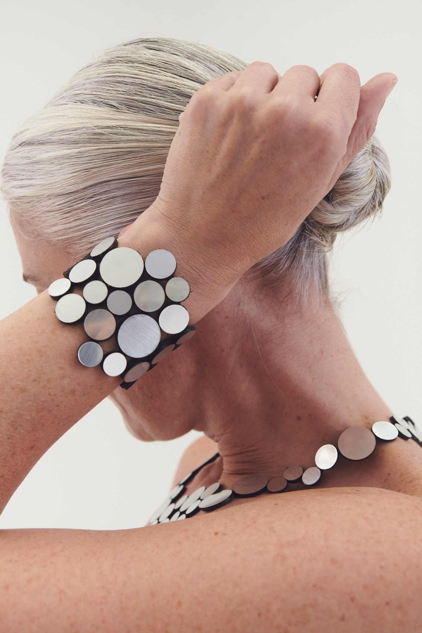 Brazalete Abstraction Asimétrico - Plata