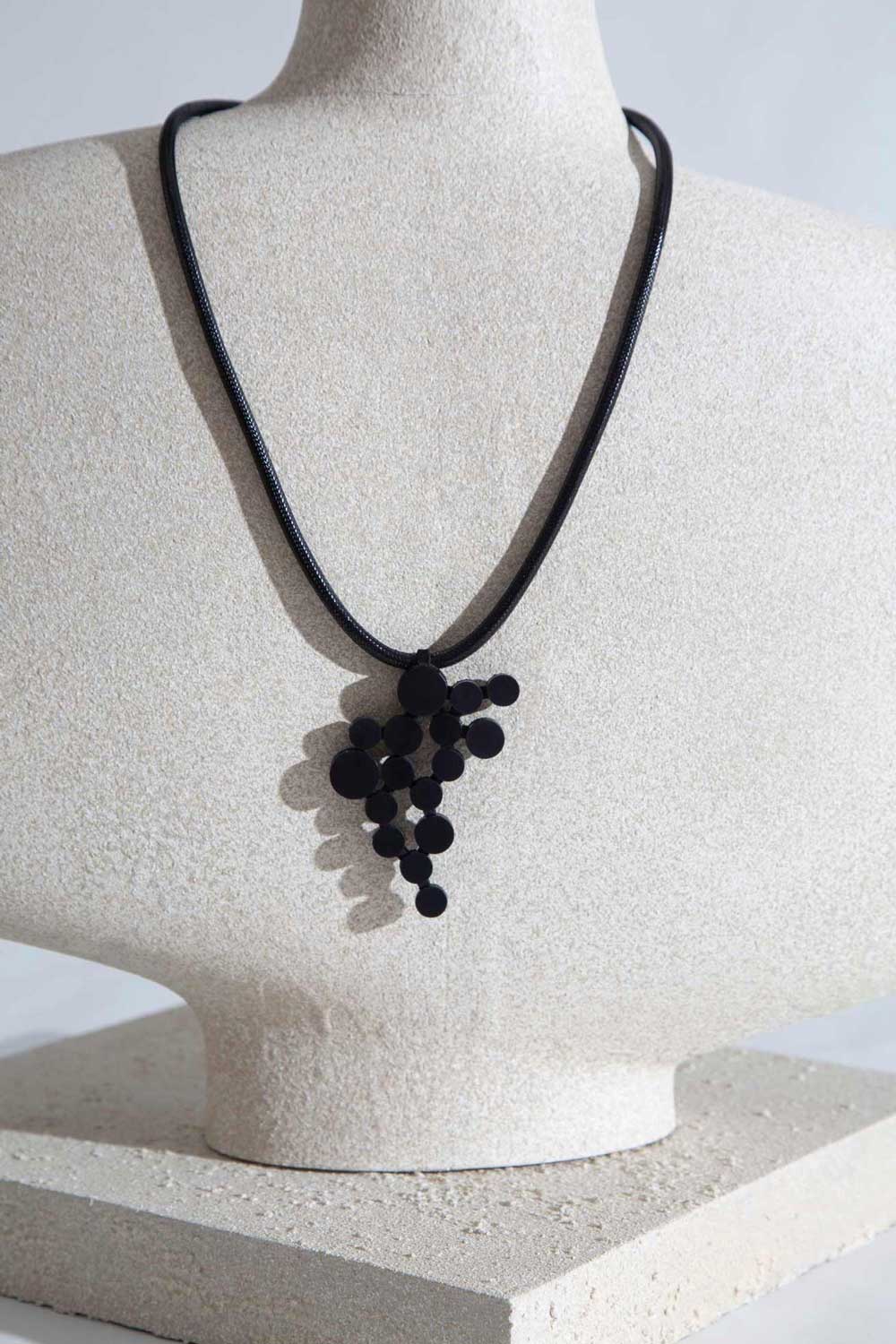 Collar Colgante Abstraction - Negro