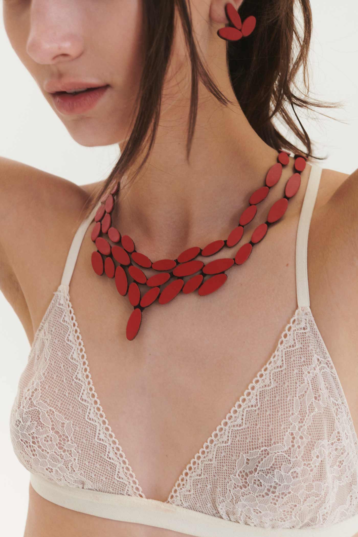 Collar Emma V - Rojo