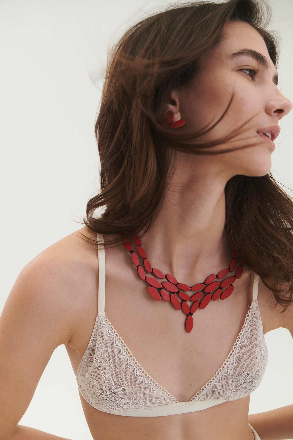 Collar Emma V - Rojo
