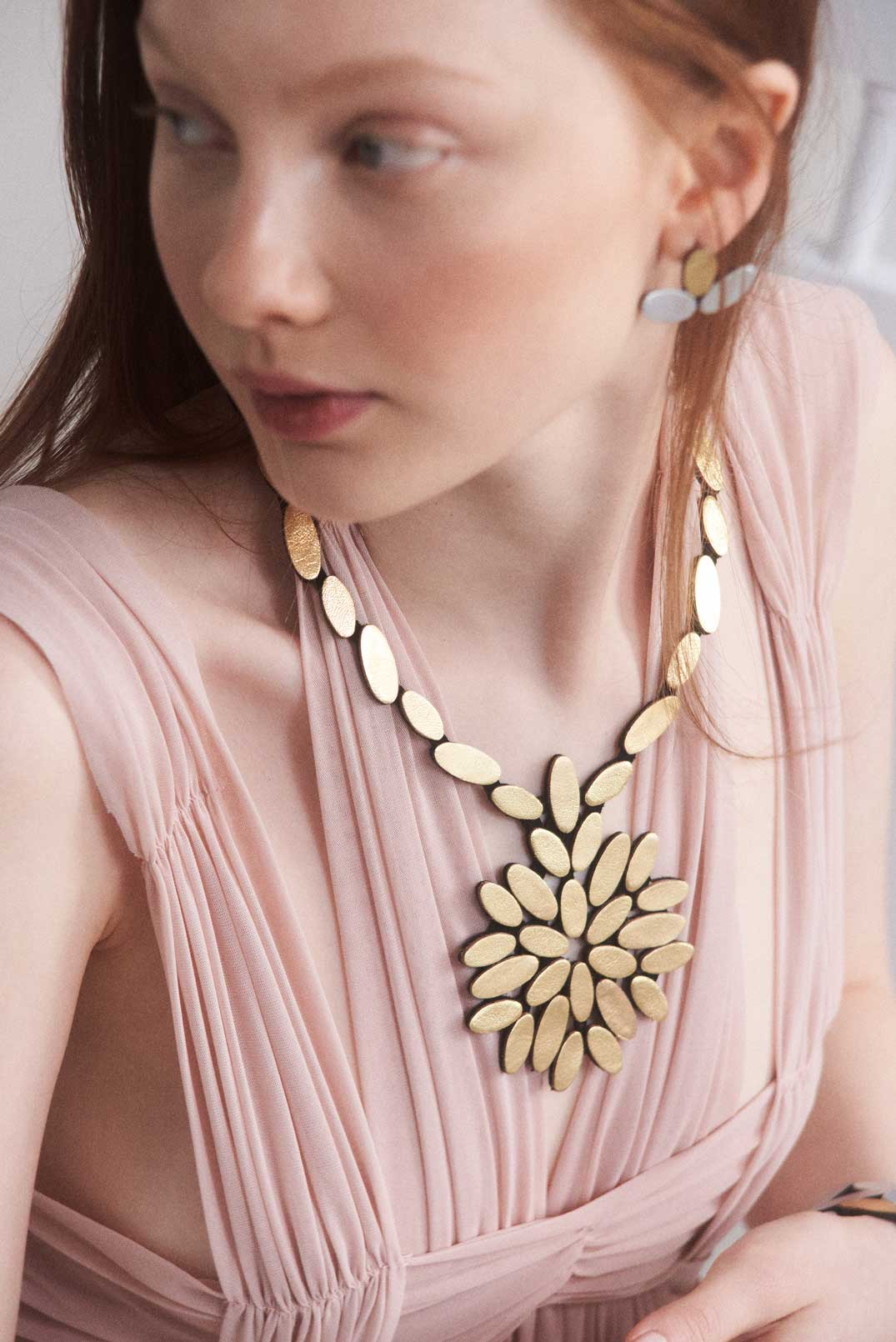 Collar Emma Medallón - Oro