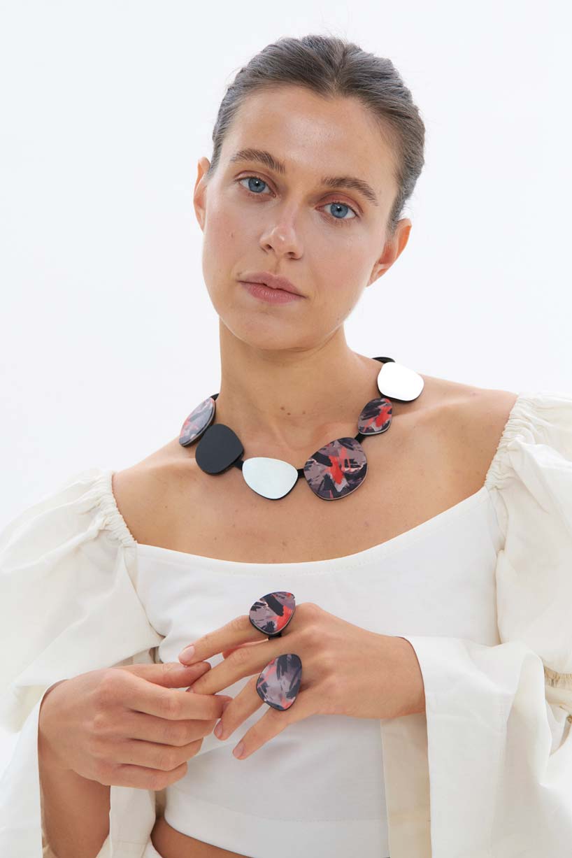 Collar Frame - Paint
