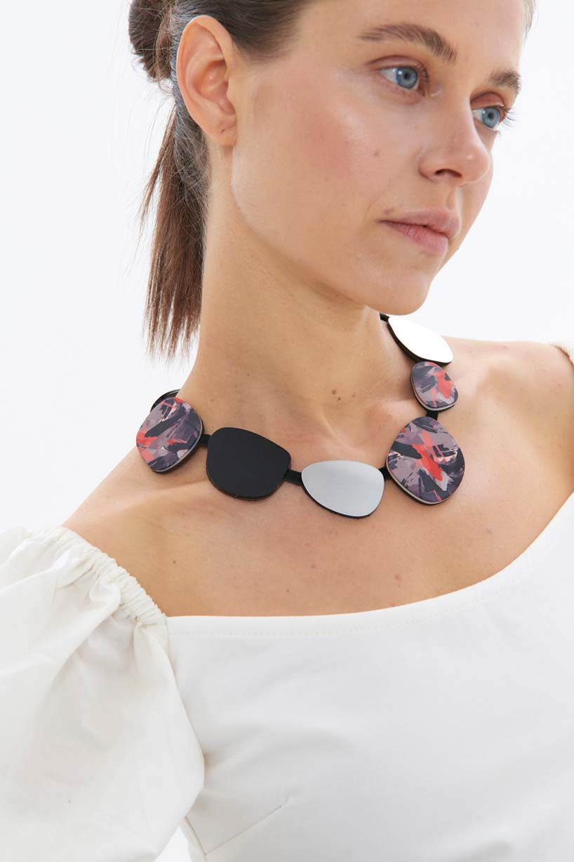 Collar Frame - Paint