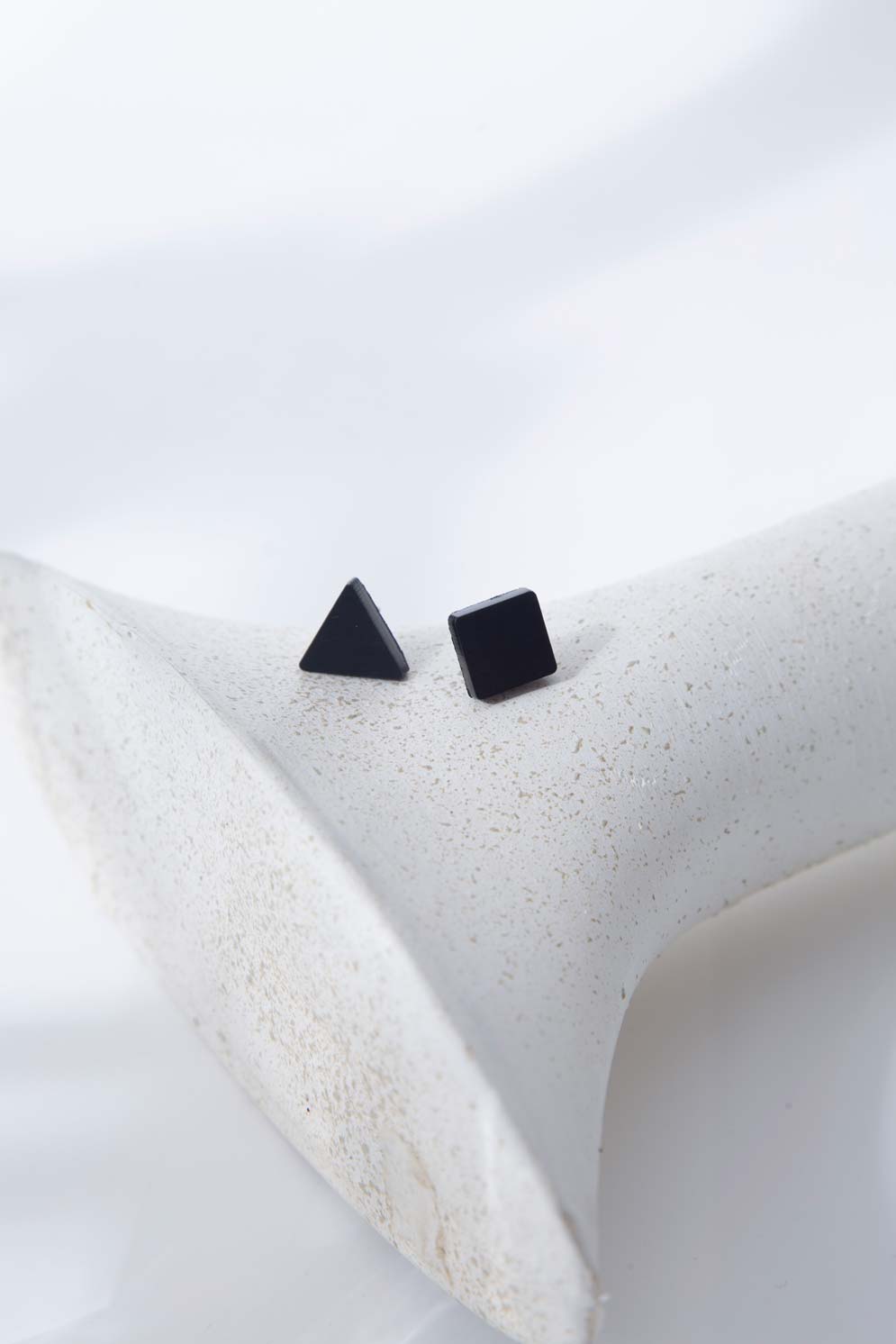 Hannah Earrings Square +  Triangle - Black