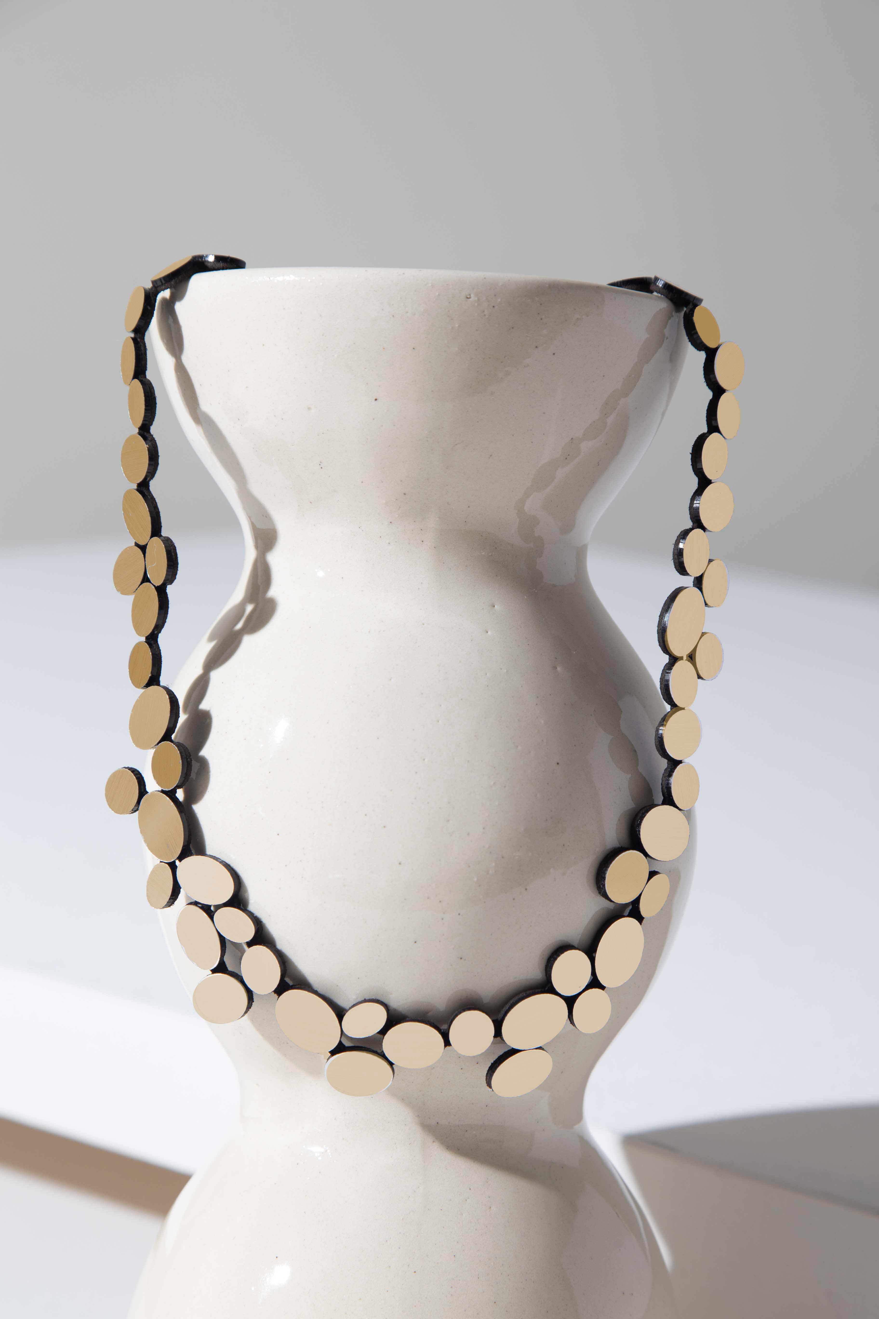 Collar Organic Reflections  Redondo - Oro