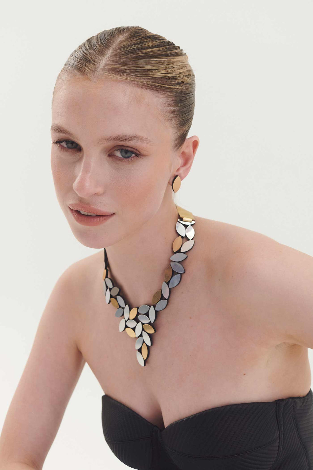 Collar Kate Leaves V - Plata/Oro
