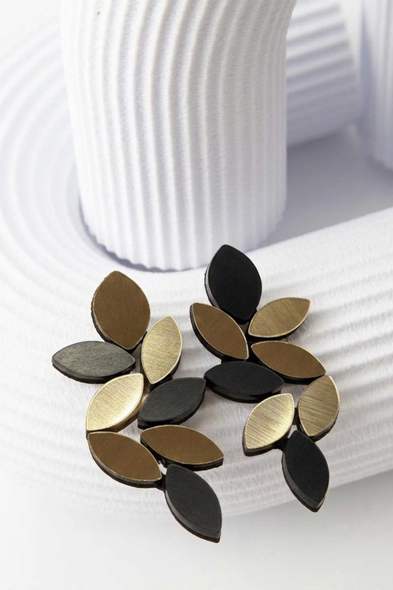 Pendientes Kate Leaves Largos - Negro/Oro - Con Clip