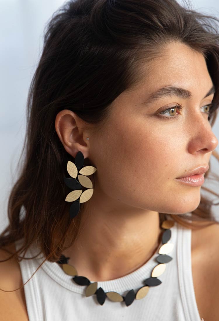 Pendientes Kate Leaves Largos - Negro/Oro