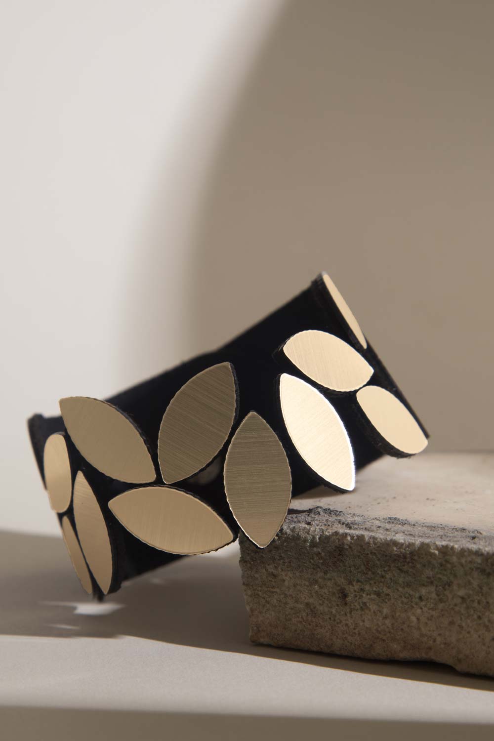 Brazalete Kate Leaves Pequeño - Oro