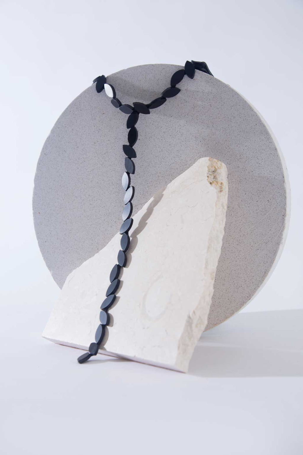 Collar Kate Leaves Y - Negro 