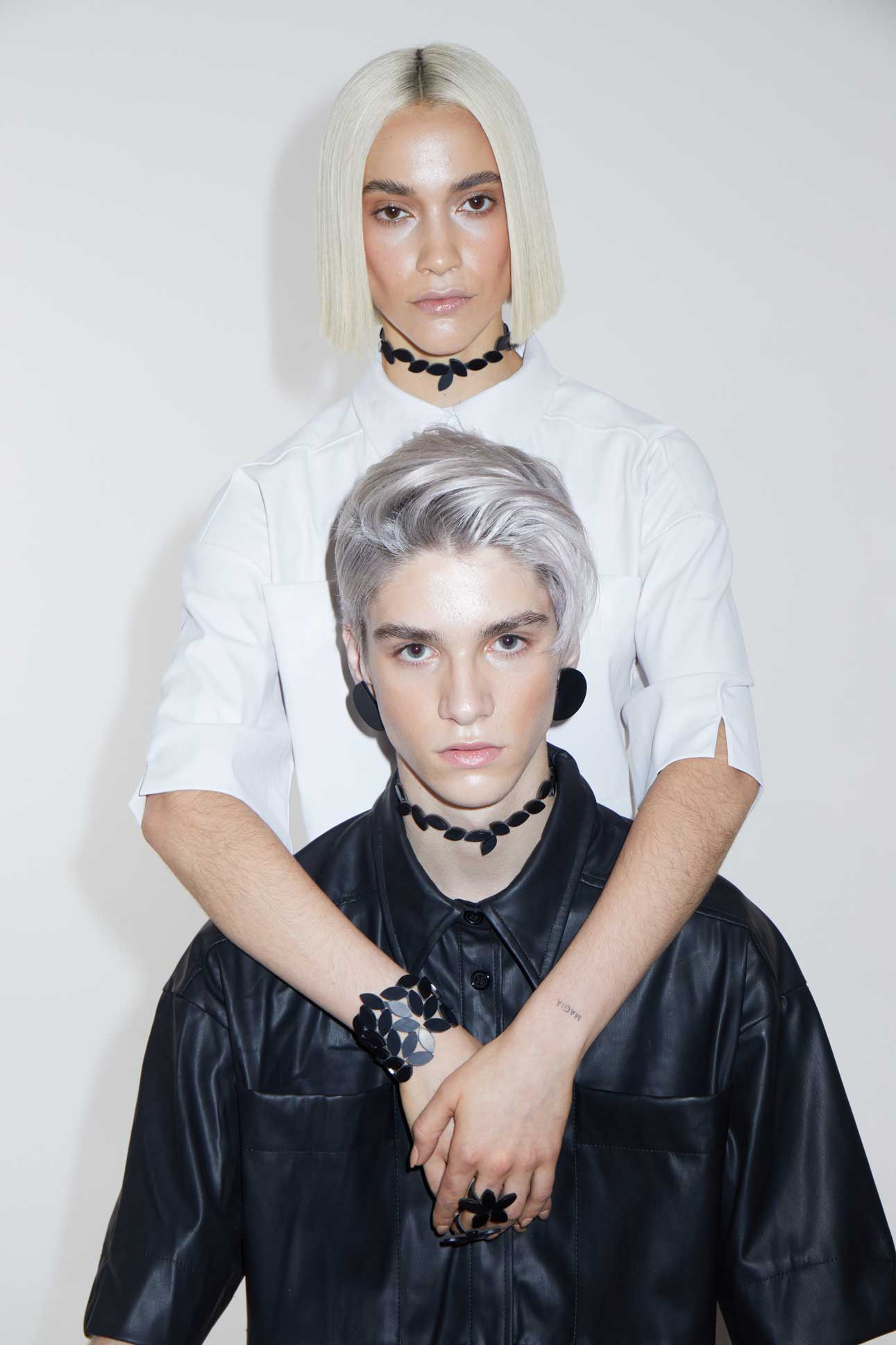 Chocker Kate Leaves - Negro 