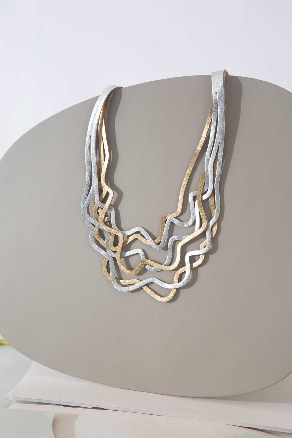 Collar Curves Duo - Plata/Oro