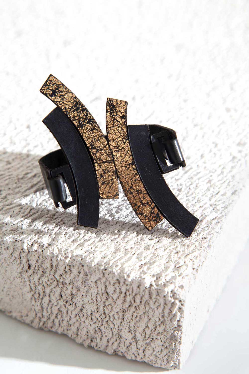 Brazalete Duo - Negro/Oro