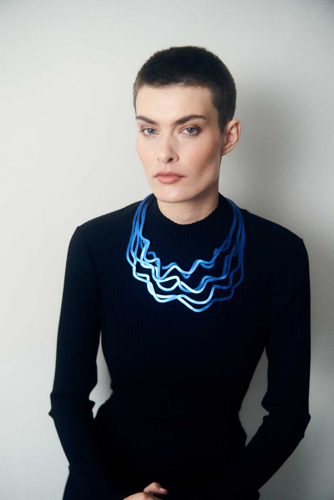 Collar Curves Duo - Azul Metálico