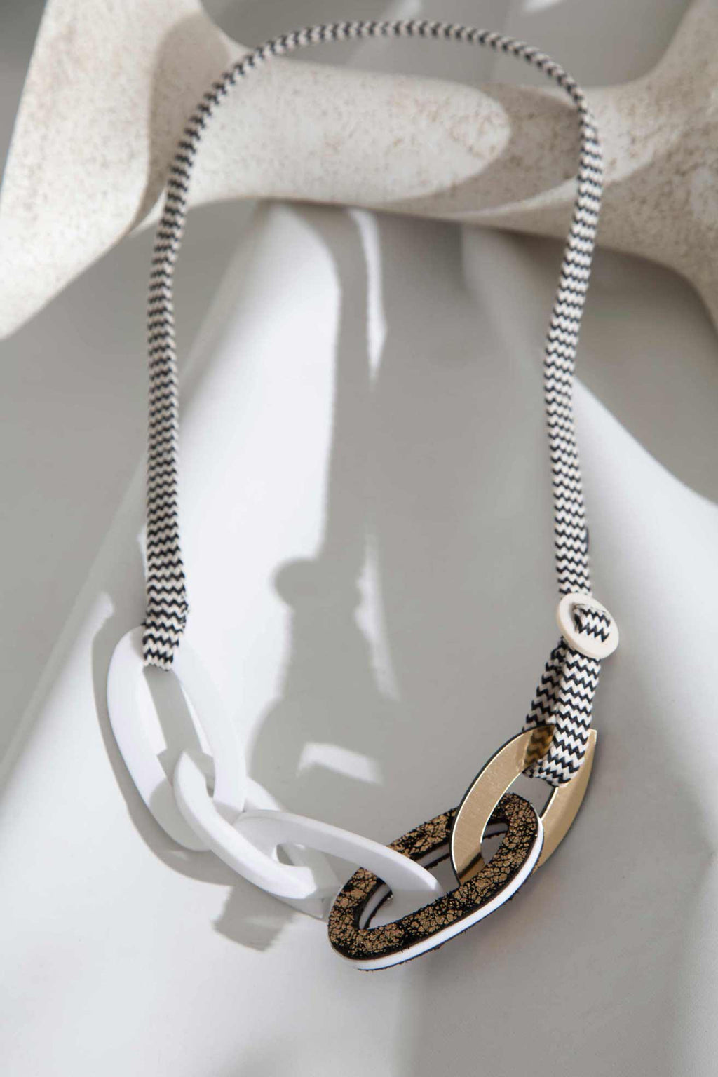 Collar Miss Link - Oro/Crudo