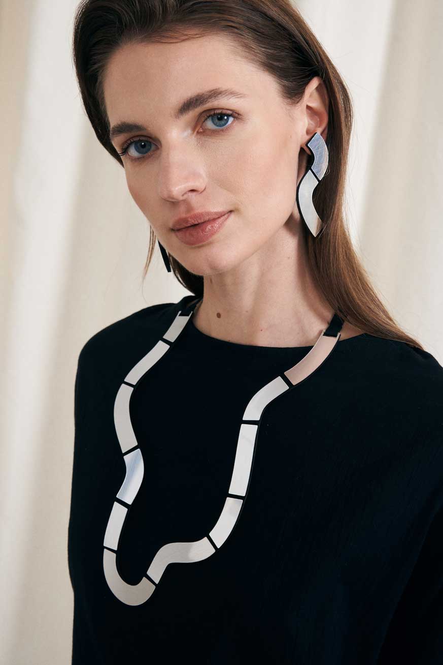 Collar Mies Wave Largo - Plata