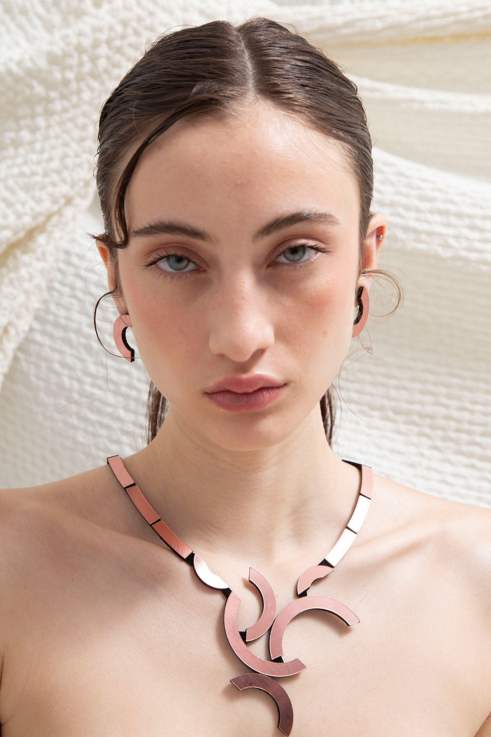 Collar Mies Orbit Mediano - Cobre