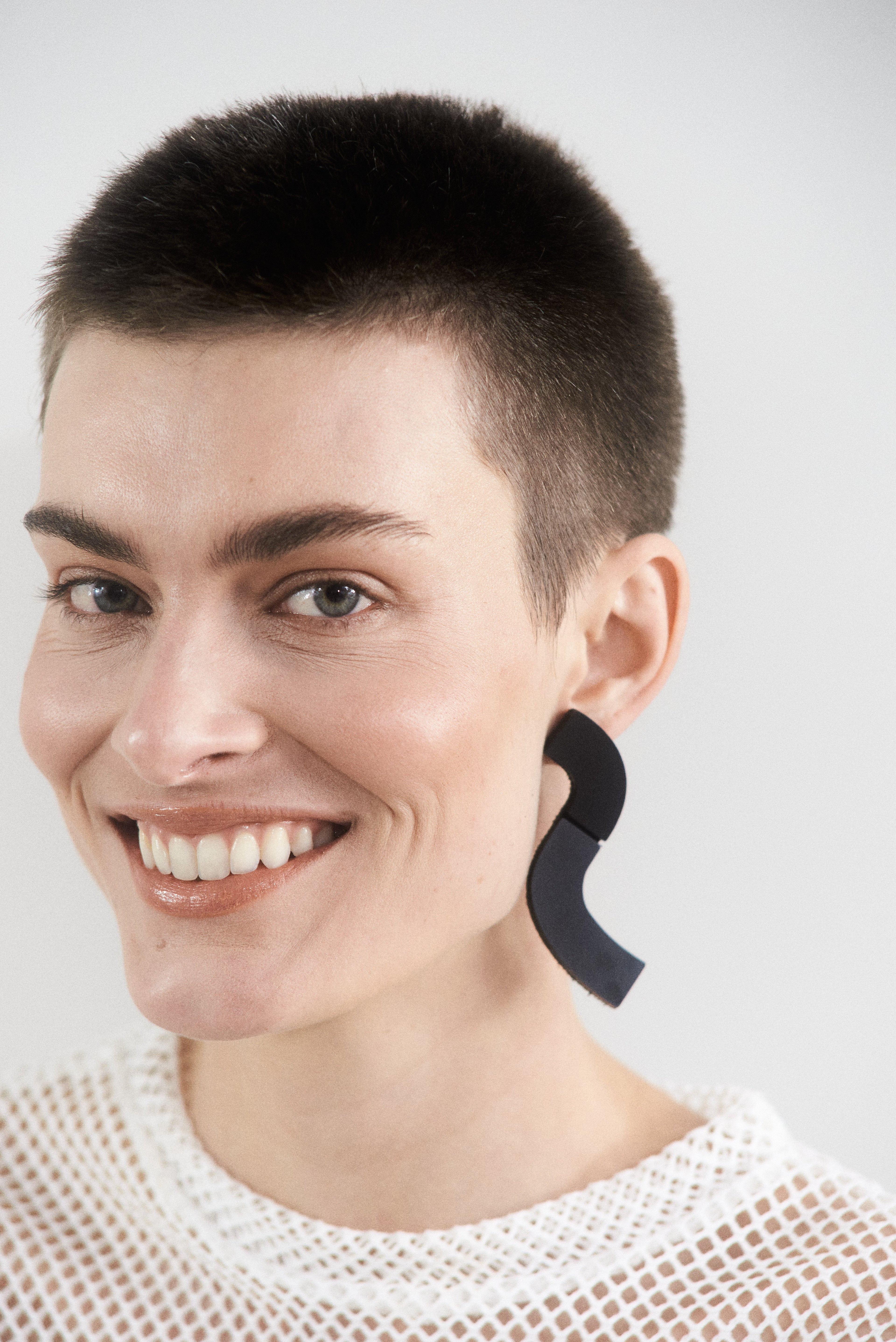 Pendientes Mies Wave - Negro