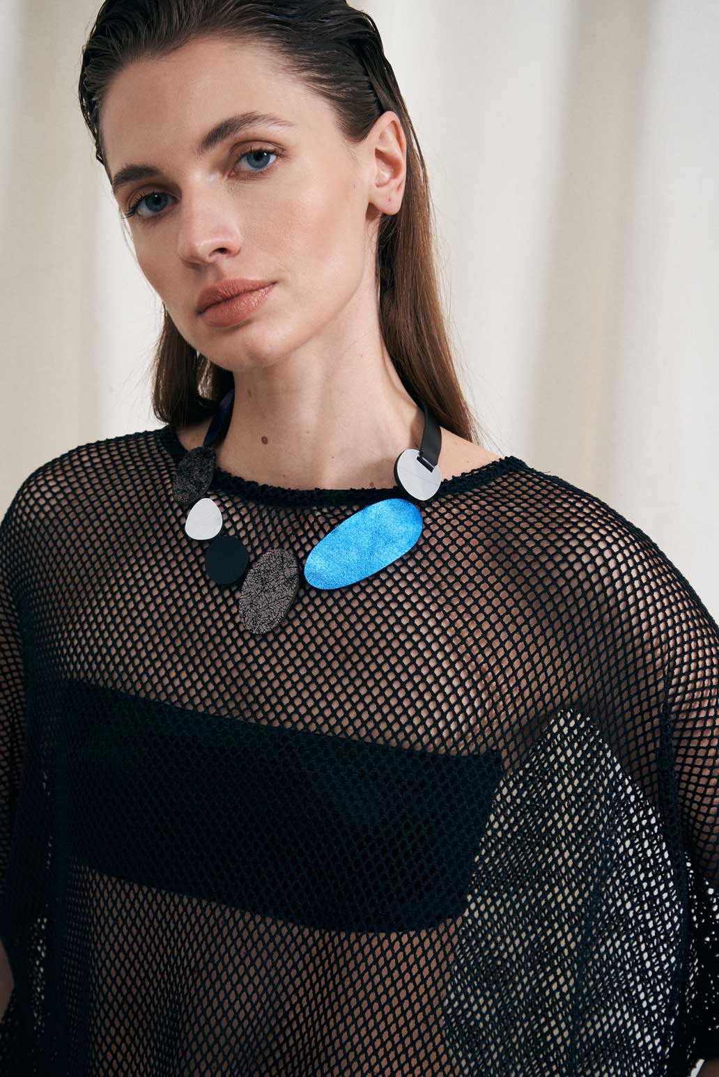 Collar Organic Reflections Redondo - Plata/Negro/Peltre/Azul