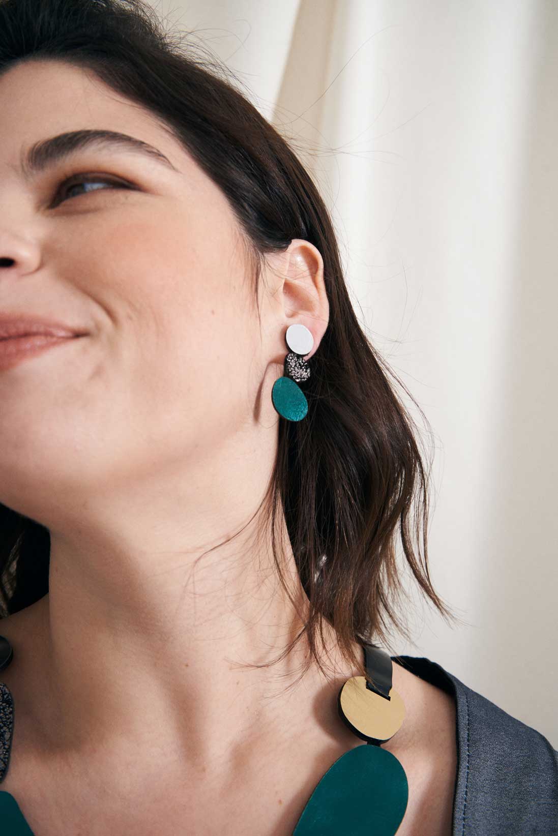 Pendientes Organic Reflections - Plata/Peltre/Verde