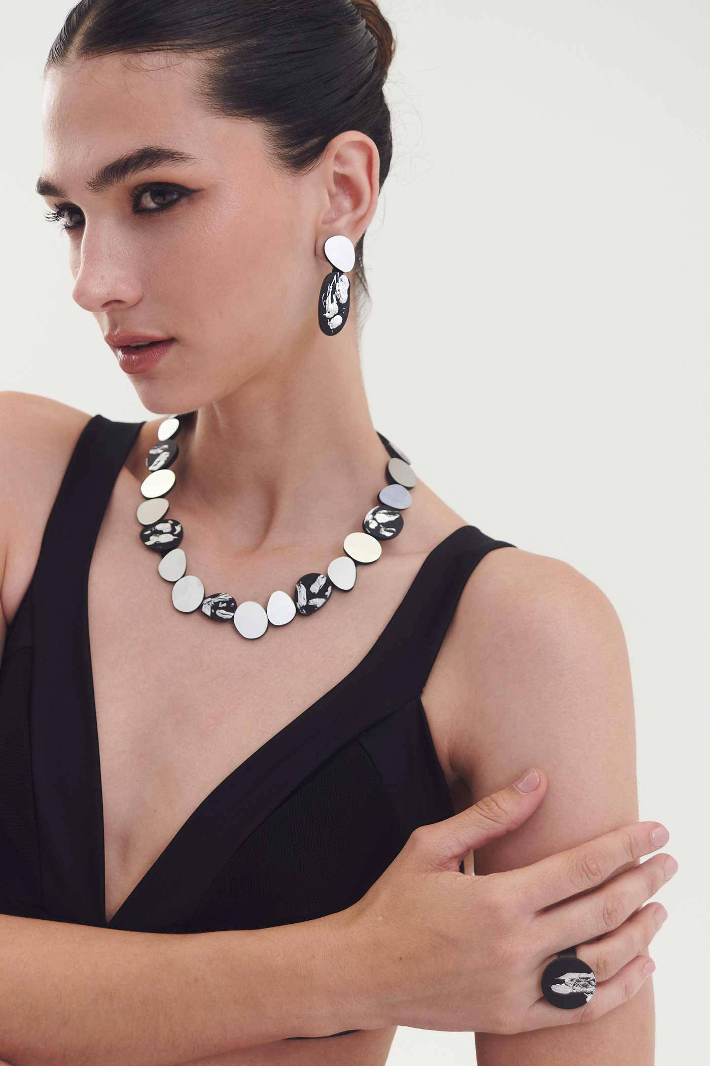 Collar Organic Reflections Redondo - Plata/Negro