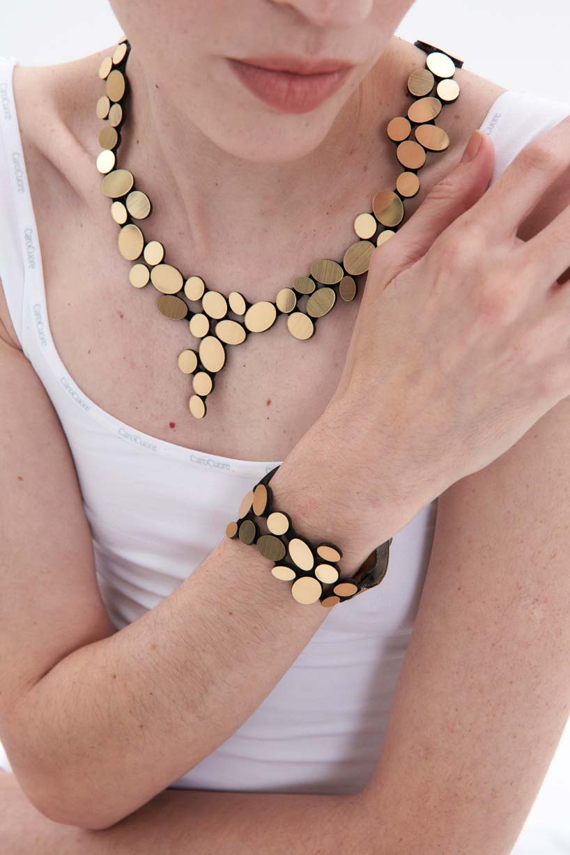 Collar Organic Reflections V - Oro