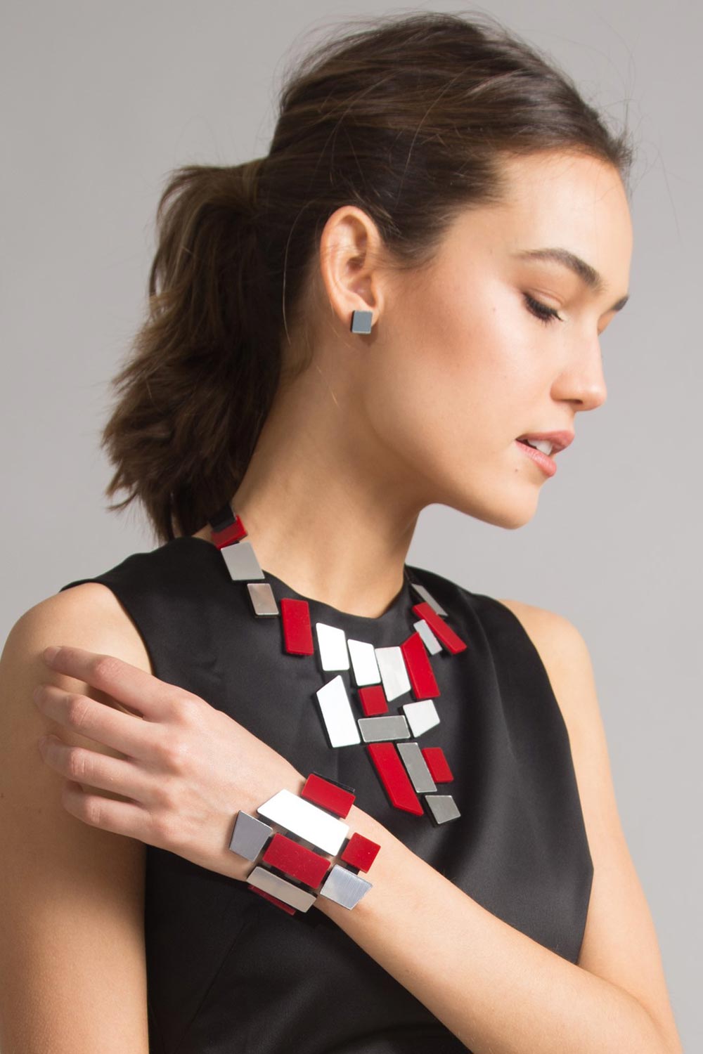 Collar Piet V - Plata/Rojo